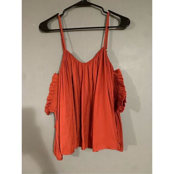 Gianni Bini Red Cold Shoulder Spaghetti Strap Top Size Large NWOT - Picture 1 of 5